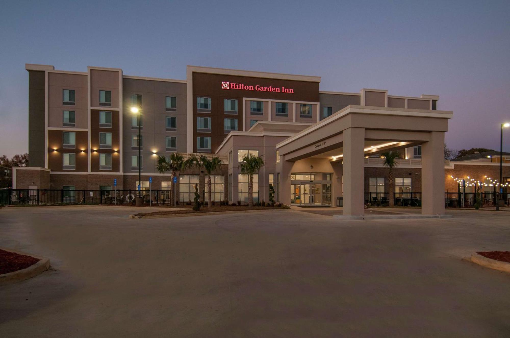 Hilton Garden Inn Jackson/Clinton Exterior foto