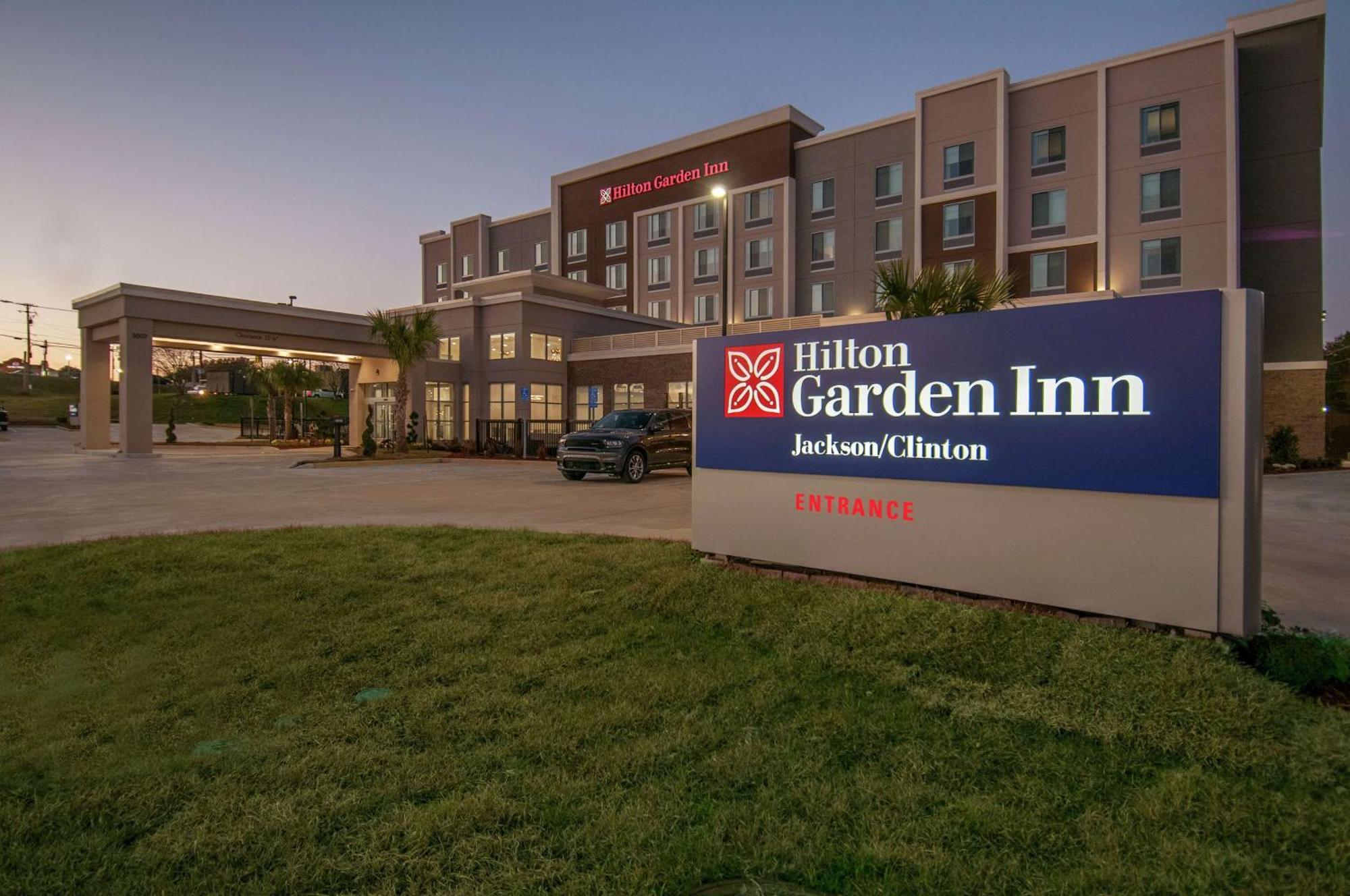 Hilton Garden Inn Jackson/Clinton Exterior foto